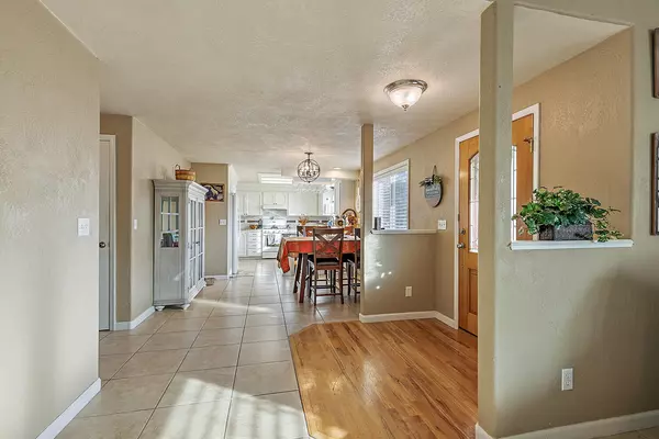 Central Point, OR 97502,1275 Circle Wood DR