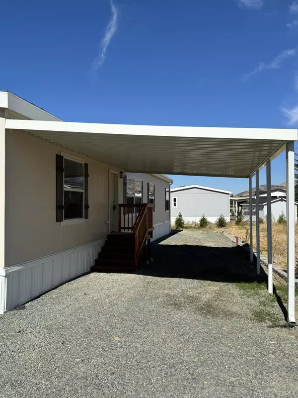 Ashland, OR 97520,1 Corral LN ##14