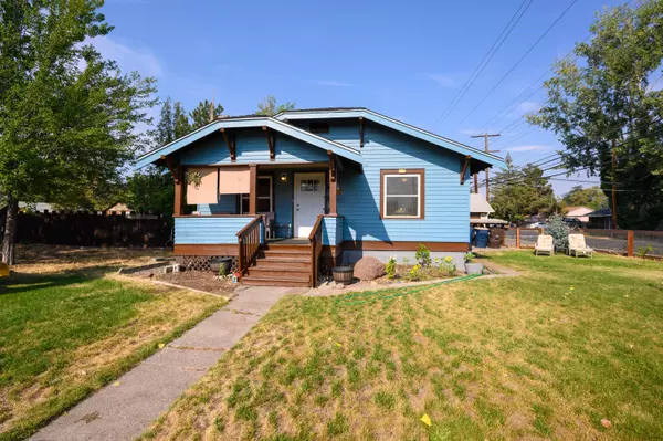 Redmond, OR 97756,107 10th ST