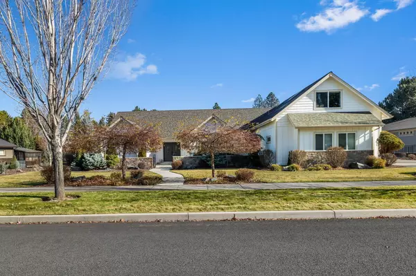 Bend, OR 97702,20976 Avery LN