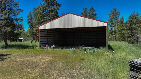 Bend, OR 97707,54880 Maple DR