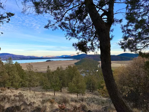 Coopers Hawk RD #Lot 827, Klamath Falls, OR 97601