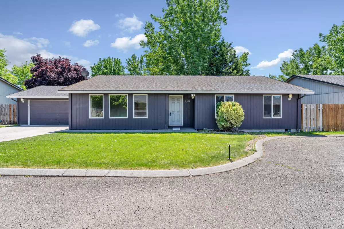 White City, OR 97503,3452 Lazy LN