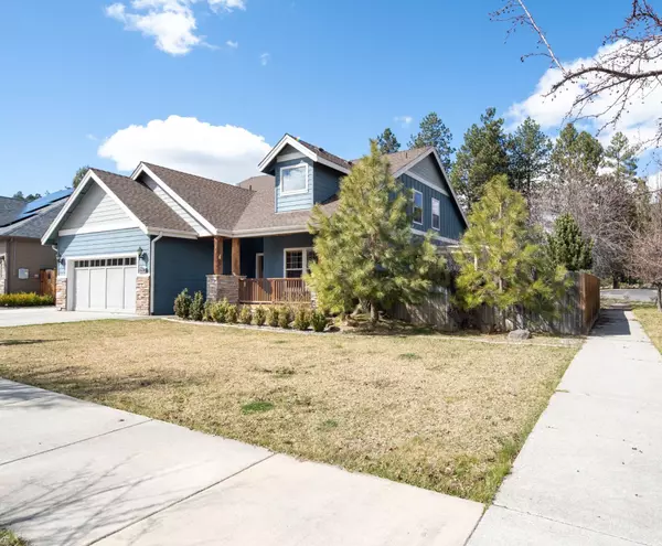 Bend, OR 97702,20468 Mazama PL