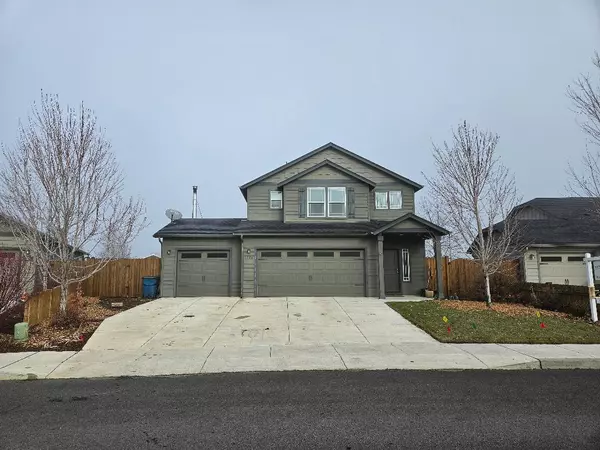 1571 18th ST, Redmond, OR 97756