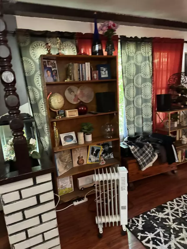 Grants Pass, OR 97527,271 Fruitdale DR