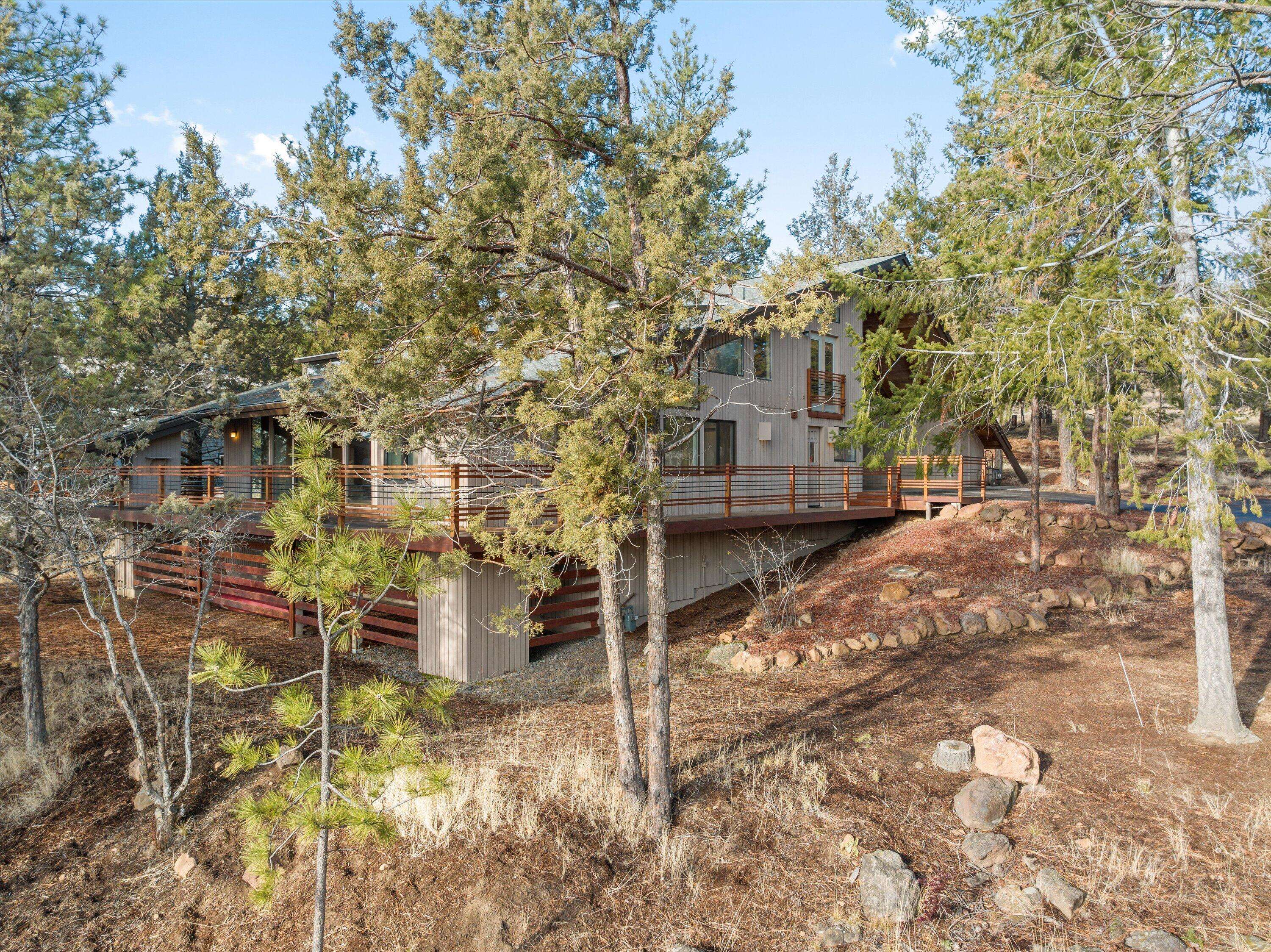 Bend, OR 97703,1860 Rimrock DR