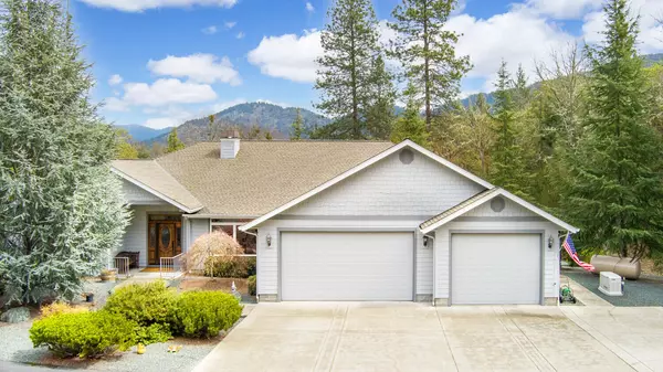 Grants Pass, OR 97527,443 Wildrose LN