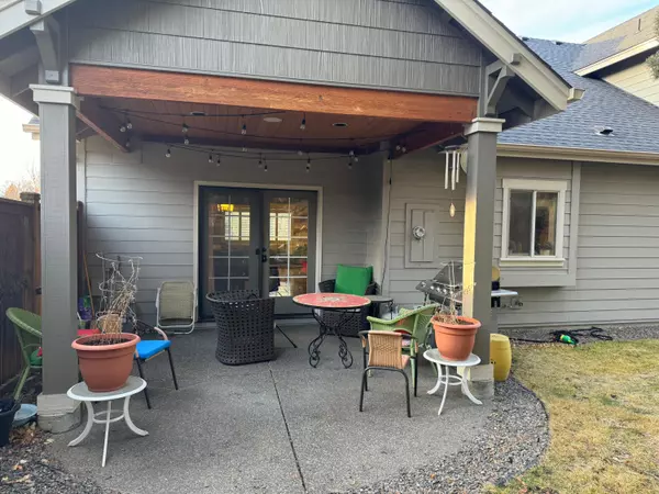Bend, OR 97701,20688 Sierra DR