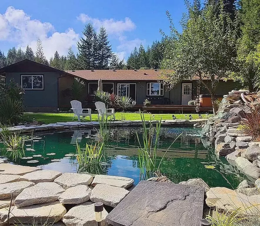 North Bend, OR 97459,68593 Ridge RD