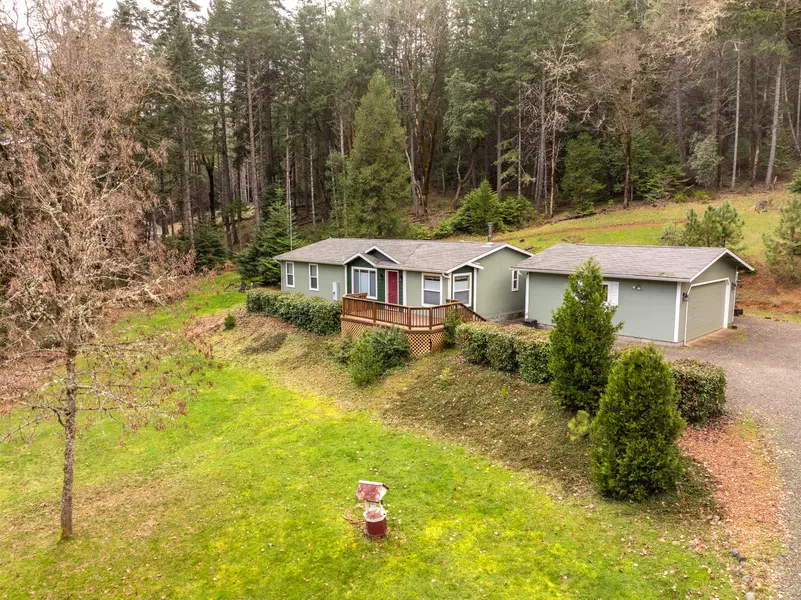 745 Warner RD, Wolf Creek, OR 97497