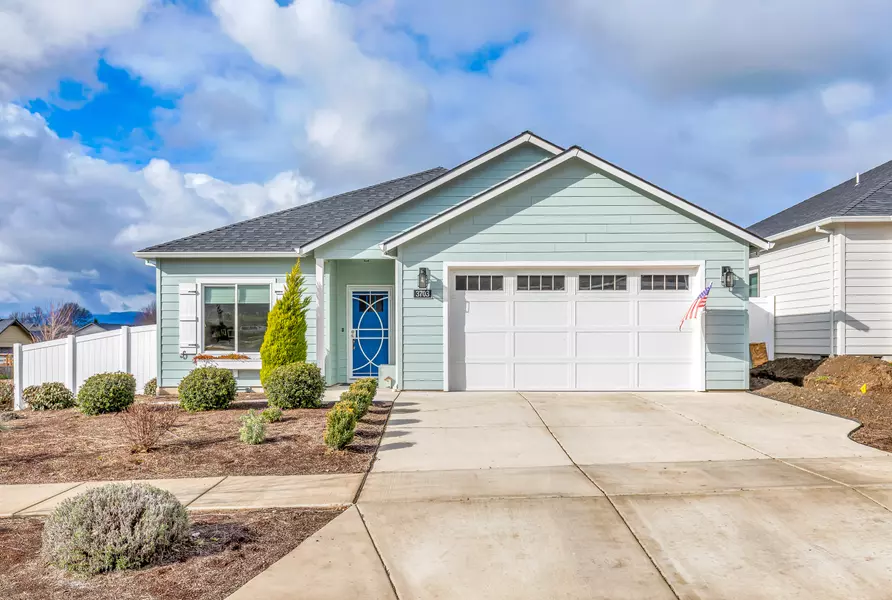 3703 Harper WAY, Medford, OR 97504