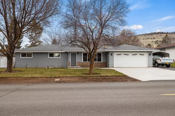 6225 Alva AVE, Klamath Falls, OR 97603