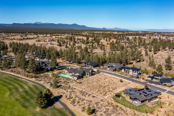 61898 Hosmer Lake DR, Bend, OR 97702