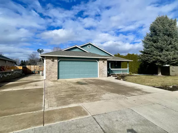 Redmond, OR 97756,2109 Greenwood PL