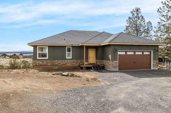 9368 Panorama RD, Terrebonne, OR 97760