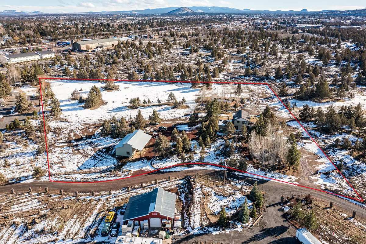 Bend, OR 97703,20515 Bowery LN