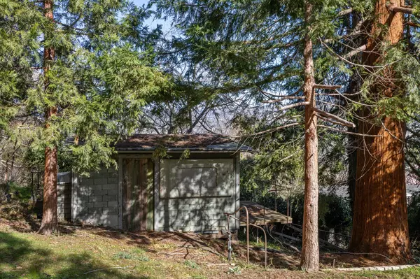 Ashland, OR 97520,319 West ST