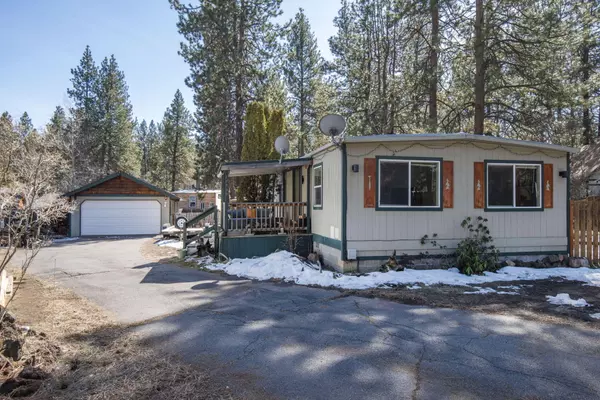 19939 Pine Cone DR, Bend, OR 97702