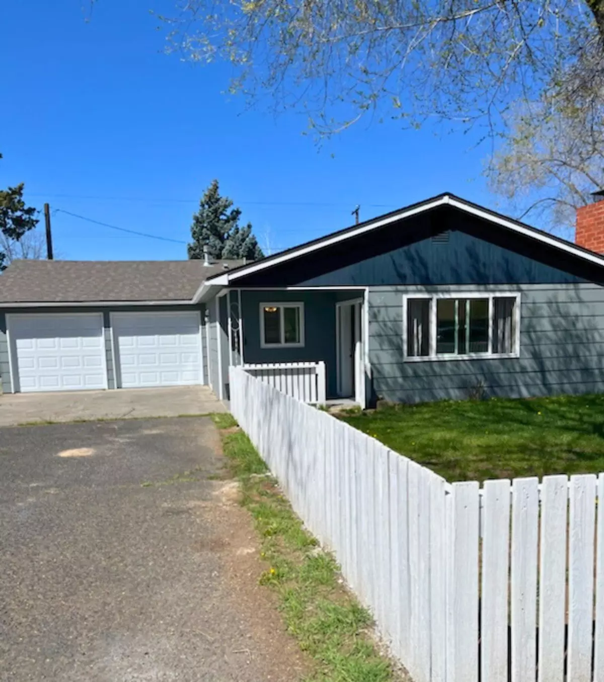 Redmond, OR 97756,767 8th ST