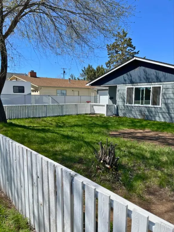 Redmond, OR 97756,767 8th ST