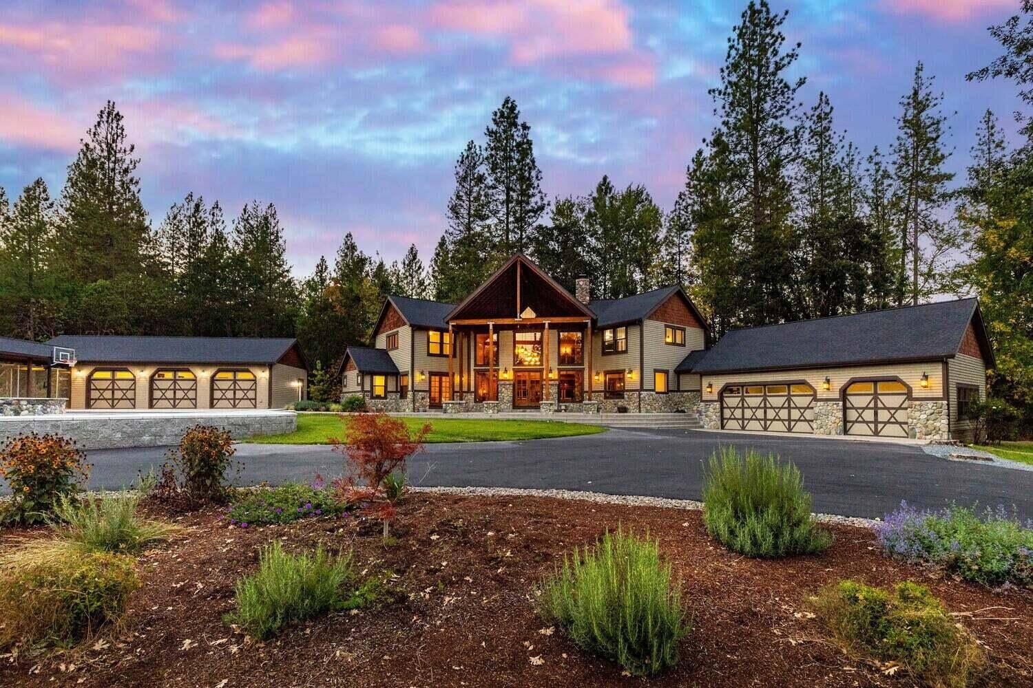 Williams, OR 97544,400 Tetherow RD