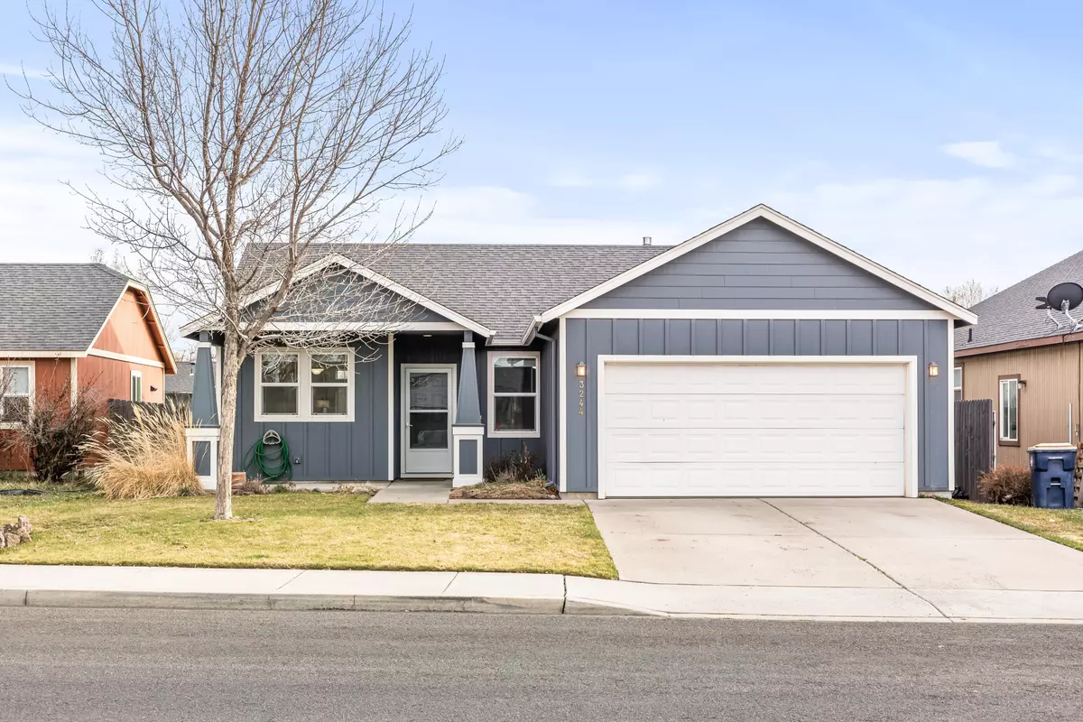 Redmond, OR 97756,3244 Peridot AVE