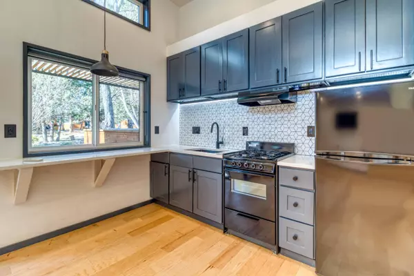 Bend, OR 97702,61301 Benham RD #UNIT 8