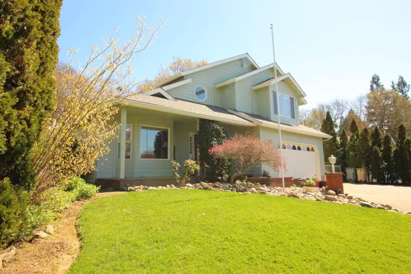 Grants Pass, OR 97526,1423 Heritage DR