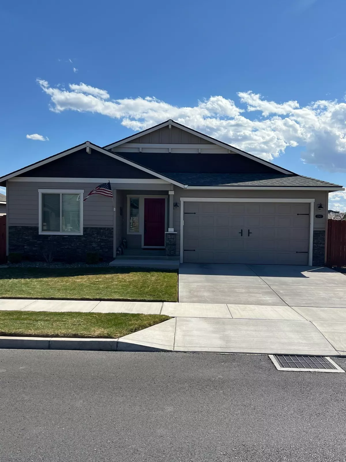 Redmond, OR 97756,2562 Greenwood AVE