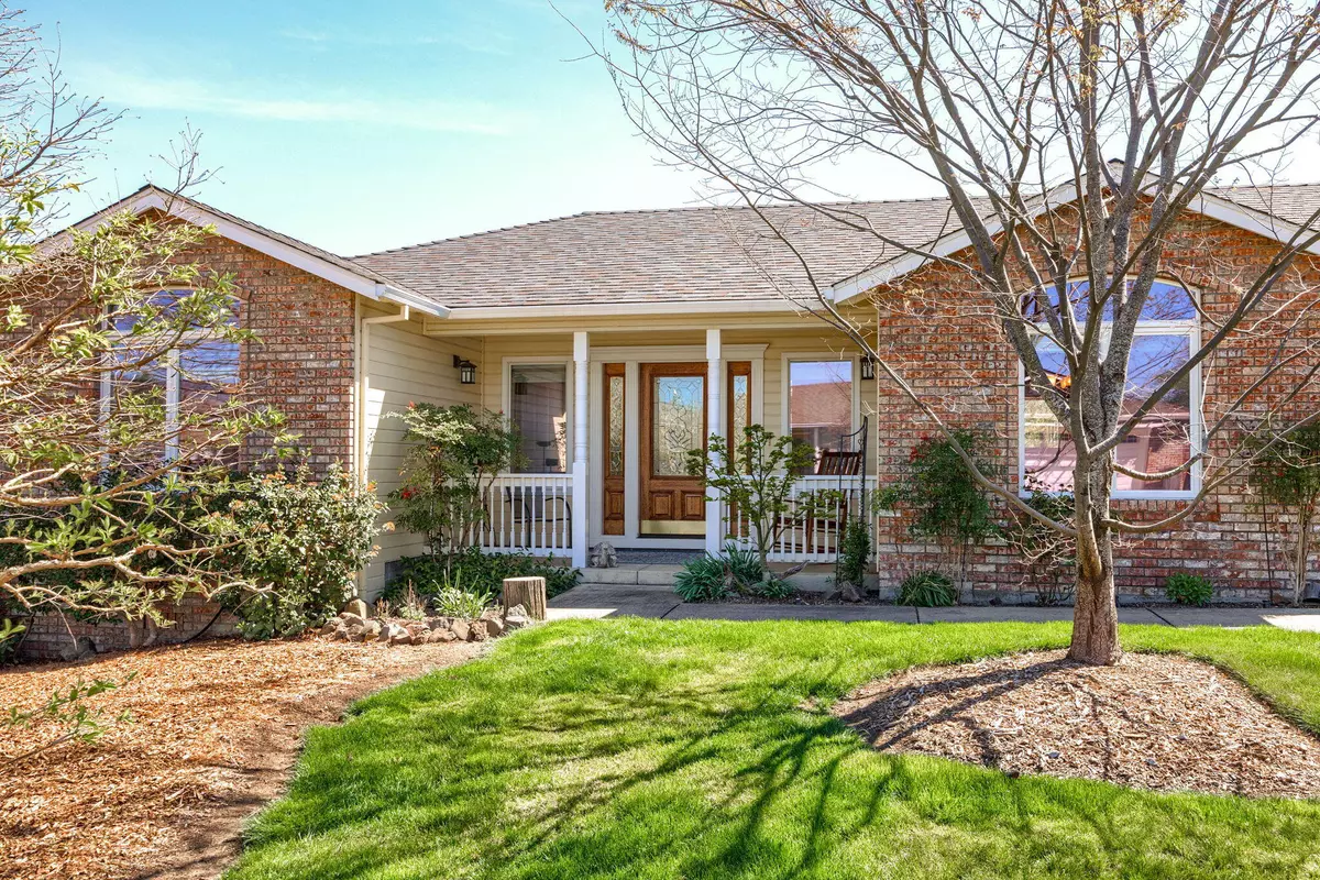 Ashland, OR 97520,793 St Andrews CIR