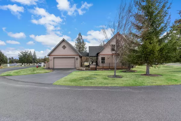 Redmond, OR 97756,8687 Red Wing LN