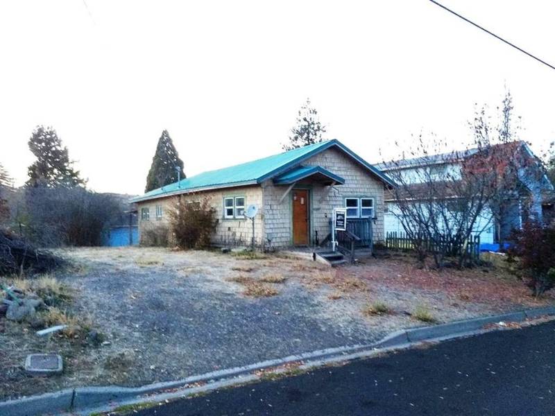 1336 LAKEVIEW AVE, Klamath Falls, OR 97601