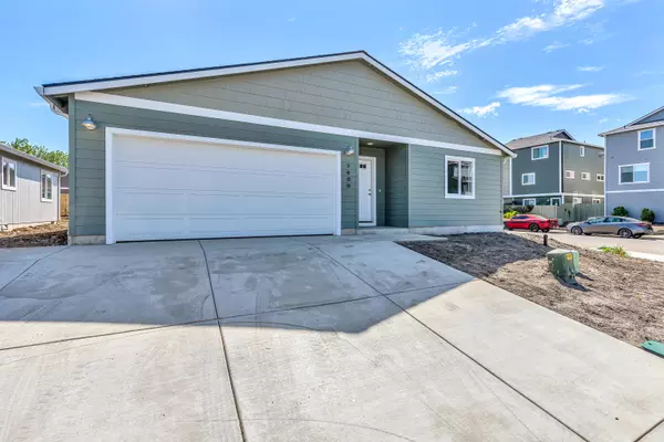 White City, OR 97503,7900 Jacqueline WAY