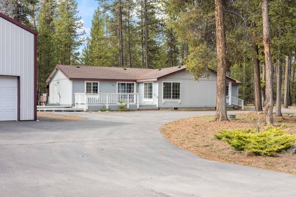 16045 Big Meadow DR, La Pine, OR 97739