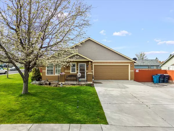 Redmond, OR 97756,818 Spruce AVE