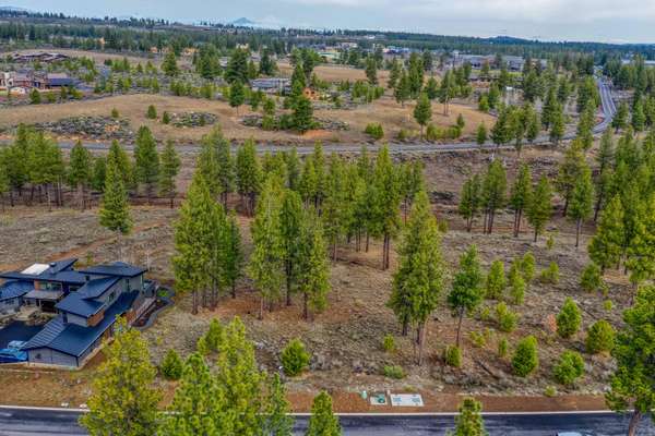 61841 Hosmer Lake DR #377, Bend, OR 97702