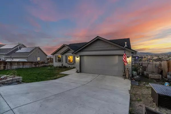 Redmond, OR 97756,3535 Grandview CT