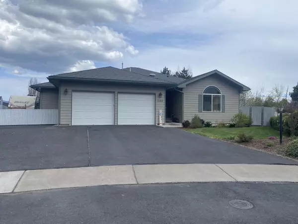 5188 Cambridge CT, Klamath Falls, OR 97603