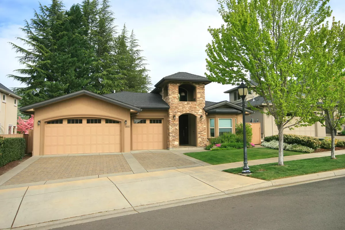 Medford, OR 97504,2692 Montara DR