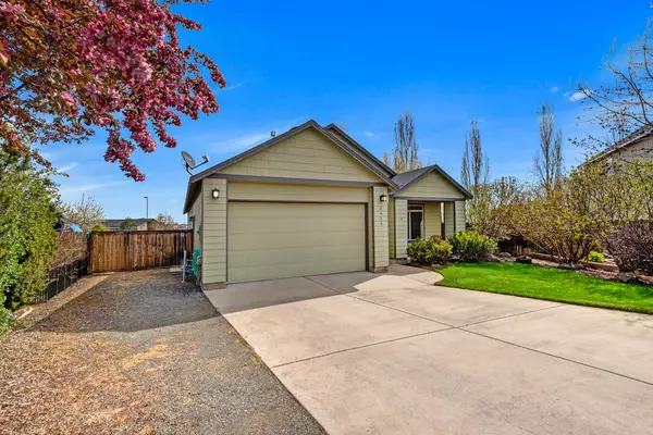 Redmond, OR 97756,1425 Spruce CT