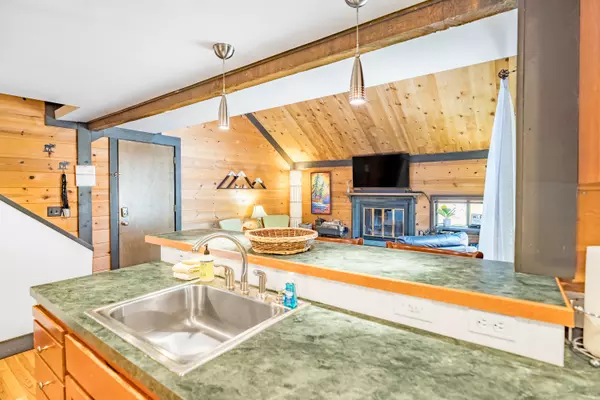 Sunriver, OR 97707,57328 Pole House LN #28