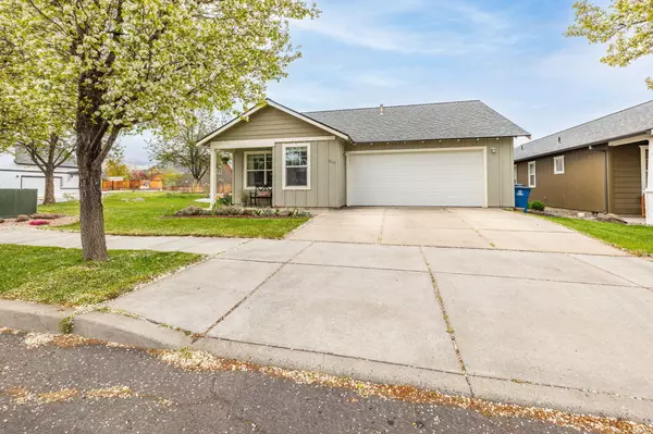 Redmond, OR 97756,3106 Indian PL