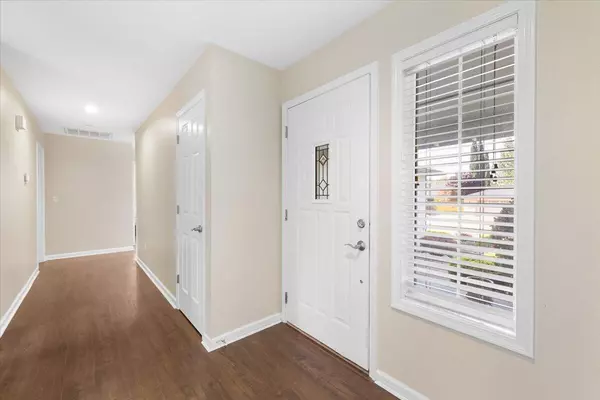 Medford, OR 97504,3040 Ruby DR