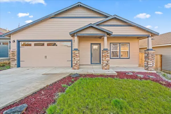 147 31st ST, Redmond, OR 97756