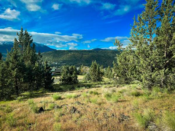 229 Valley View DR, John Day, OR 97845