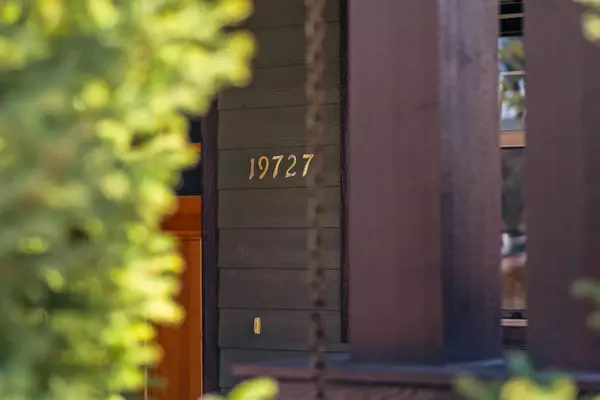 Bend, OR 97702,19727 Dartmouth AVE