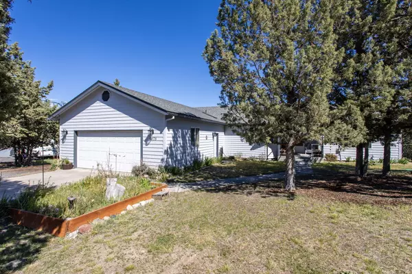 Prineville, OR 97754,6678 Davis LOOP