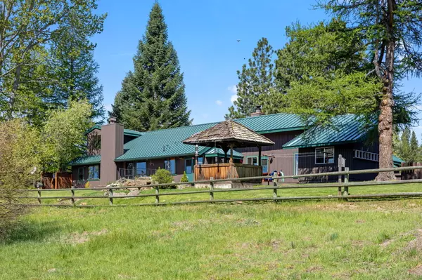 26219 Pine Lodge RD, Camp Sherman, OR 97730