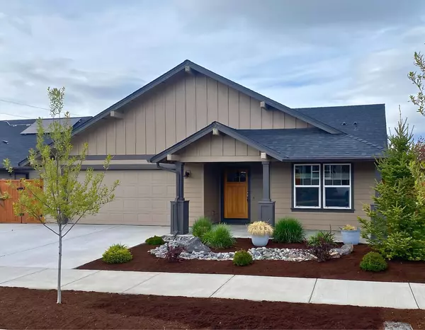 3469 Birch AVE, Redmond, OR 97756